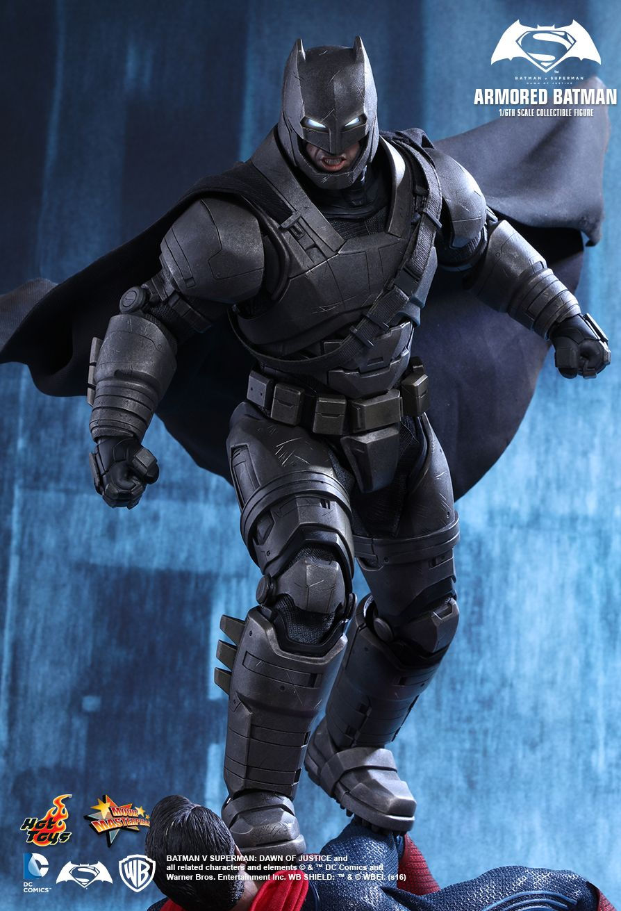 Hot Toys MMS349 - DC Comics - Batman Vs Superman : Dawn Of Justice - Armored Batman