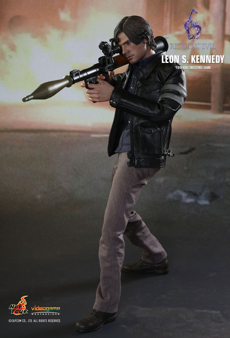 Hot Toys VGM22 - Resident Evil 6 - Leon S. Kennedy