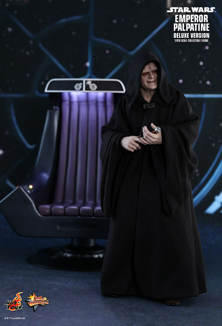 Hot Toys MMS468 - Star Wars 6 : Return Of The Jedi - Emperor Palpatine Deluxe Version