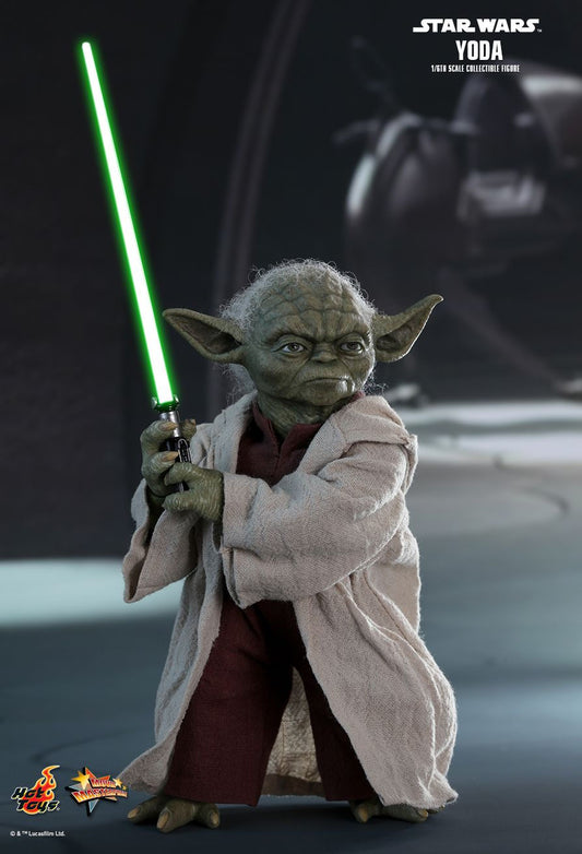 Hot Toys MMS495 - Star Wars 2 : Attack Of The Clones - Yoda