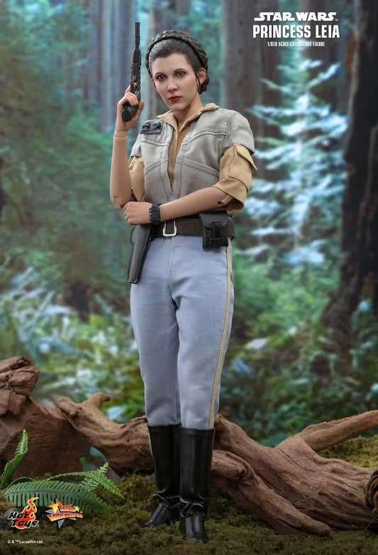 Hot Toys MMS549 - Star Wars : Return Of The Jedi - Princess Leia