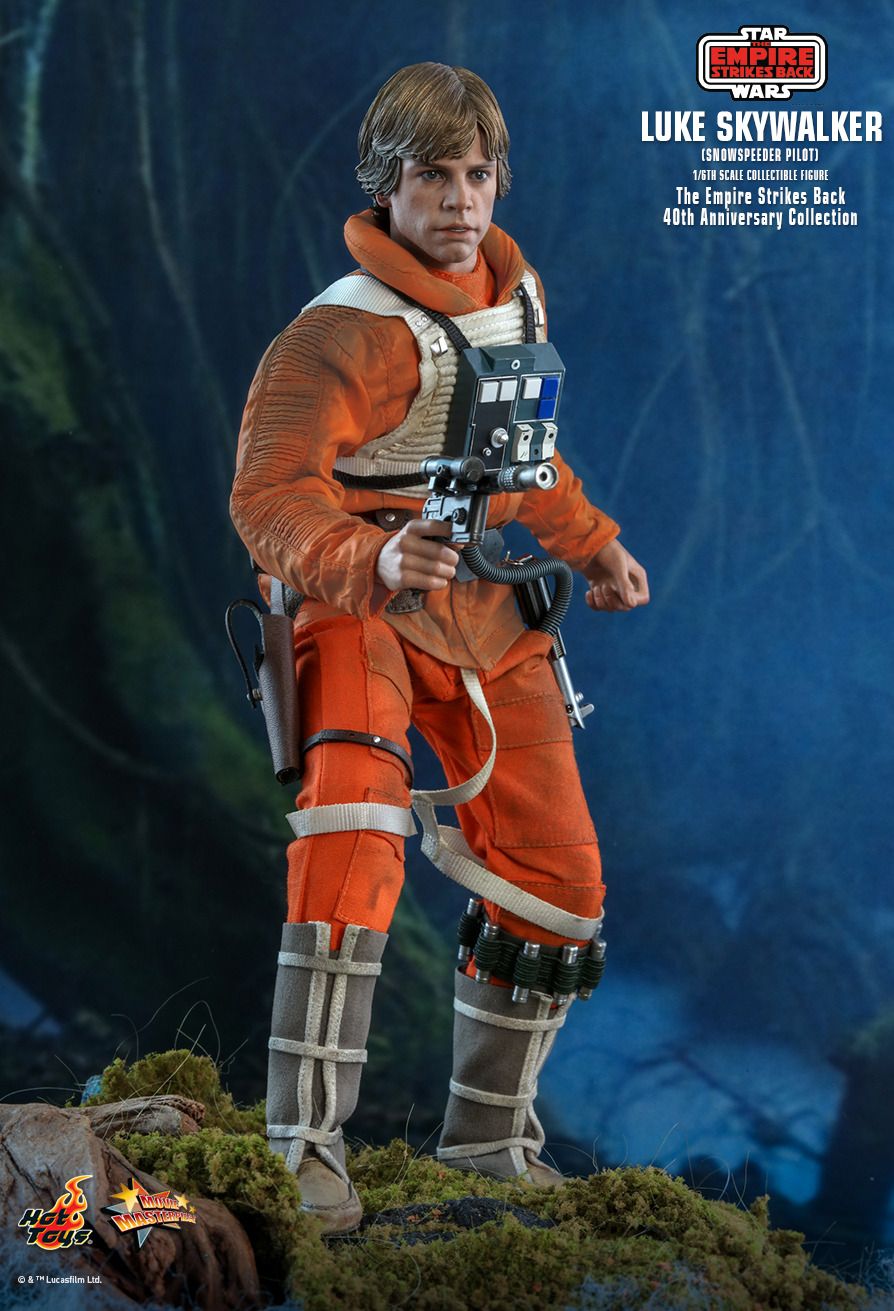 Hot Toys MMS585 - Star Wars 5 : The Empire Strikes Back - Luke Skywalker SnowSpeeder Pilot Suit Version