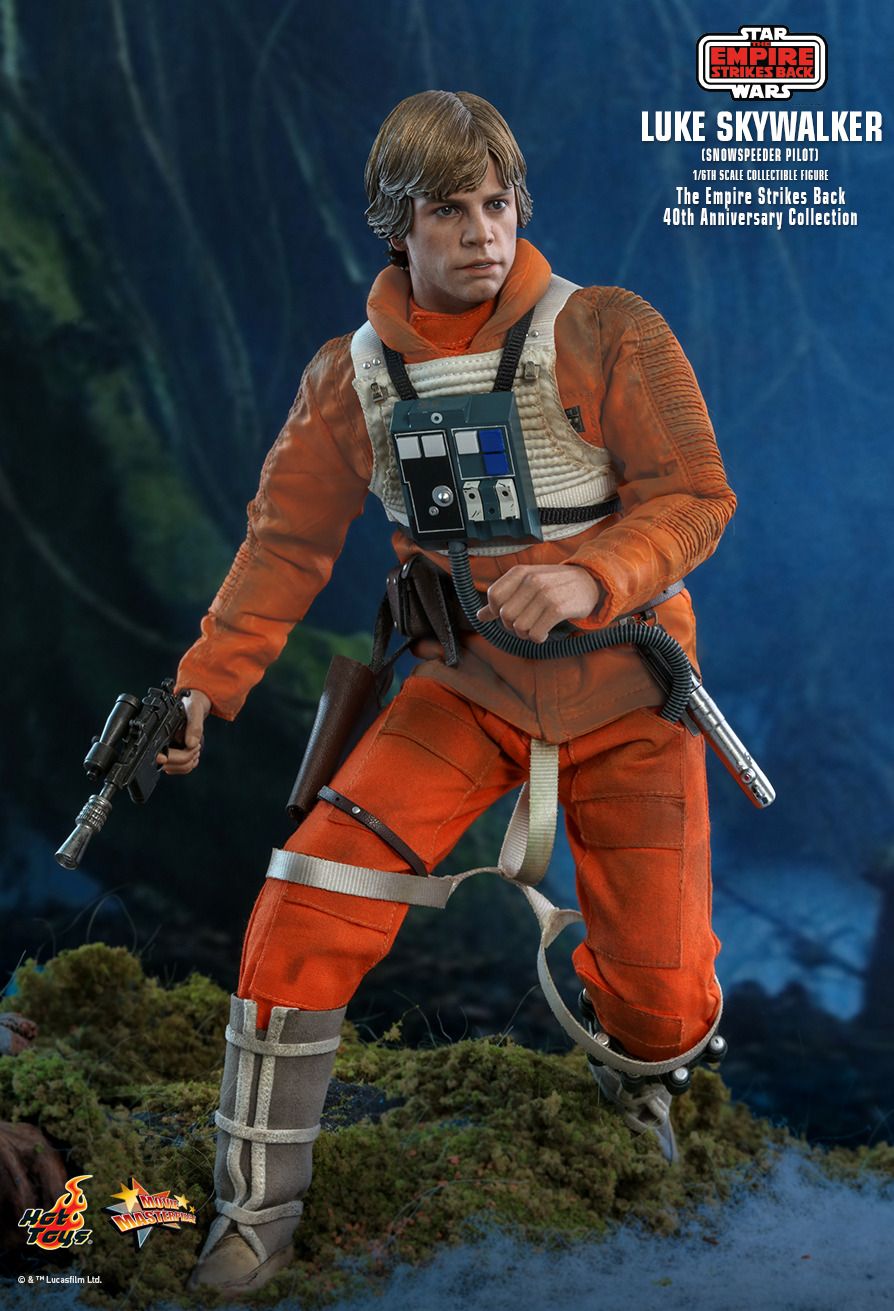 Hot Toys MMS585 - Star Wars 5 : The Empire Strikes Back - Luke Skywalker SnowSpeeder Pilot Suit Version