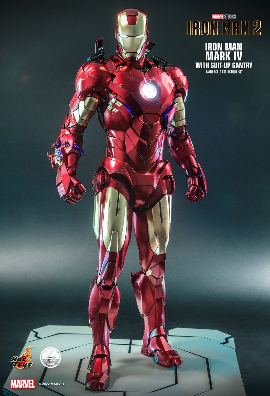 Hot Toys QS021 - Marvel Comics - Iron Man 2 - Iron Man Mark IV With Suit Up Gantry Version