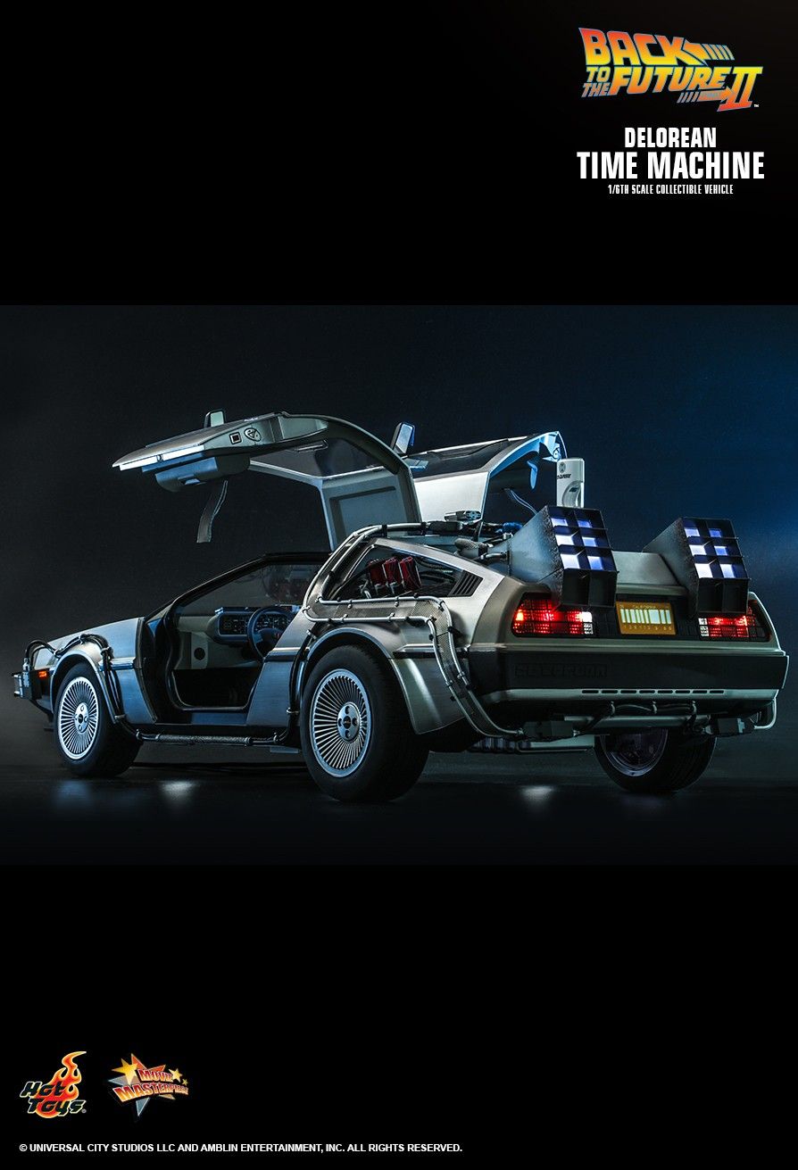 Hot Toys MMS636 - Back To Future II - Delorean Time Machine