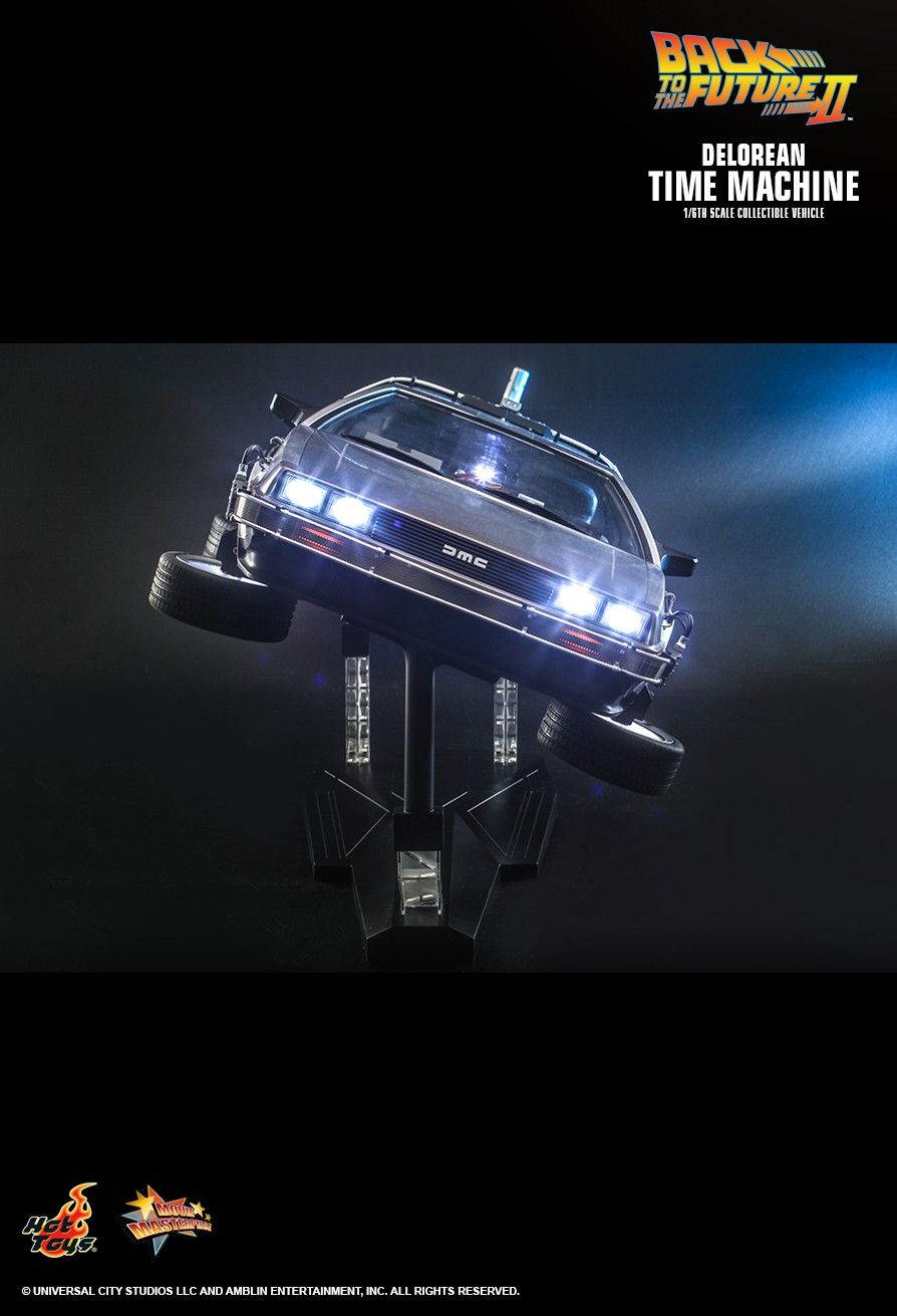 Hot Toys MMS636 - Back To Future II - Delorean Time Machine