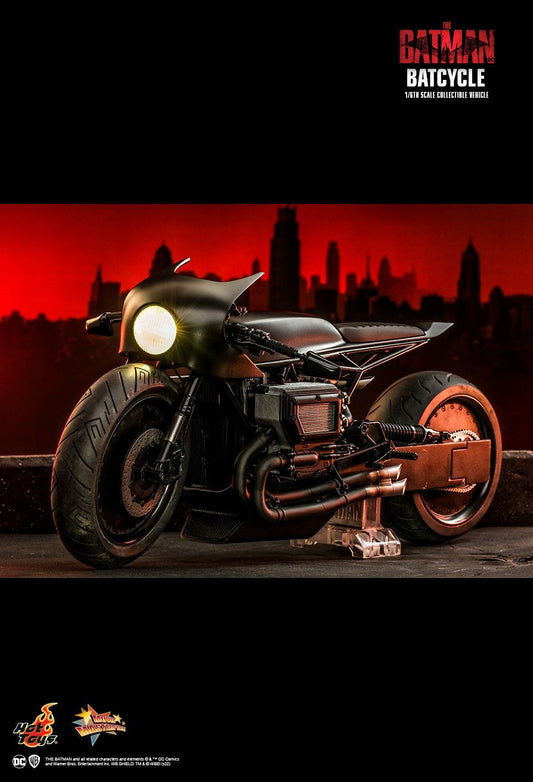 Hot Toys MMS642 - DC Comics - The Batman - Batcycle