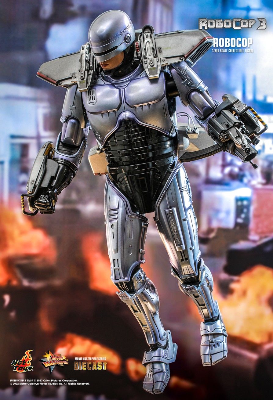 Hot Toys MMS669D49 - Robocop 3 - Robocop Standard Version