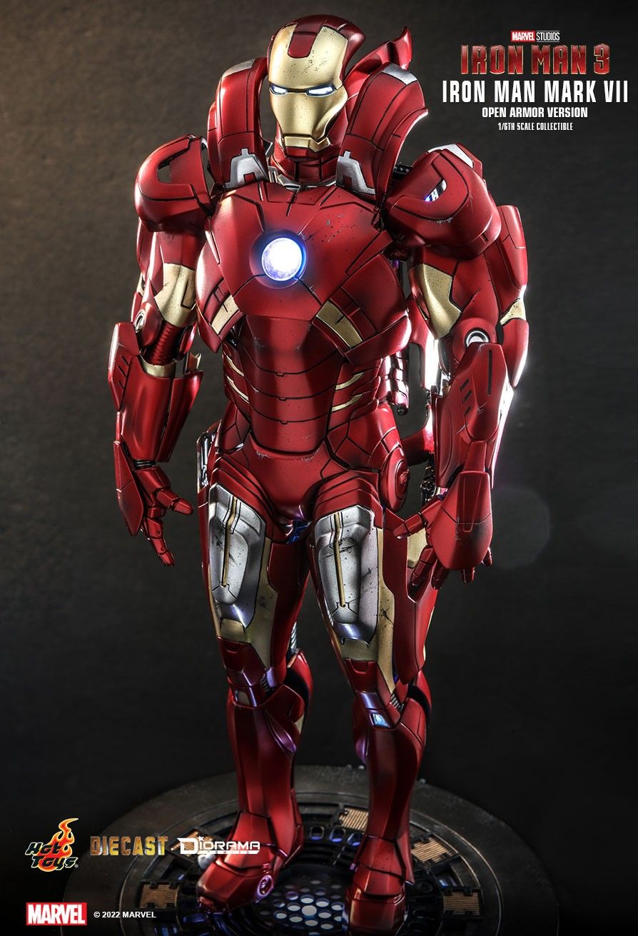 Hot Toys DS004D51 - Marvel Comics - Iron Man 3 - Iron Man Mark 4 Open Armor Version【Pre-Order】