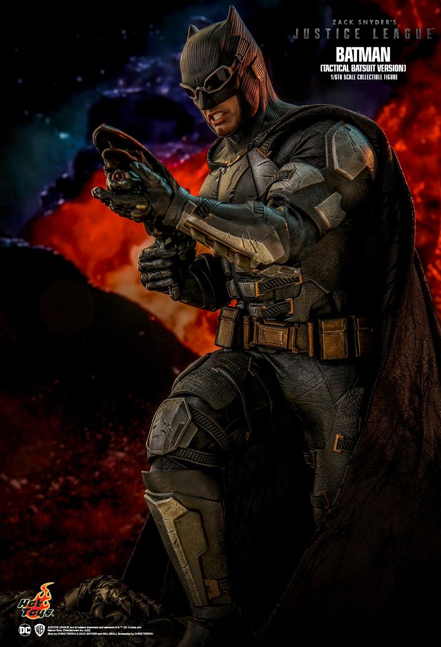 Hot Toys TMS085 - DC Comics - Justice League - Batman Tactical Batsuit Version