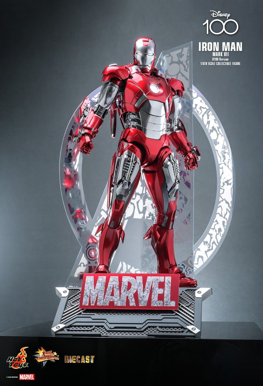 Hot Toys MMS696D54 - Marvel Comics - Disney 100 - Iron Man Mark VII