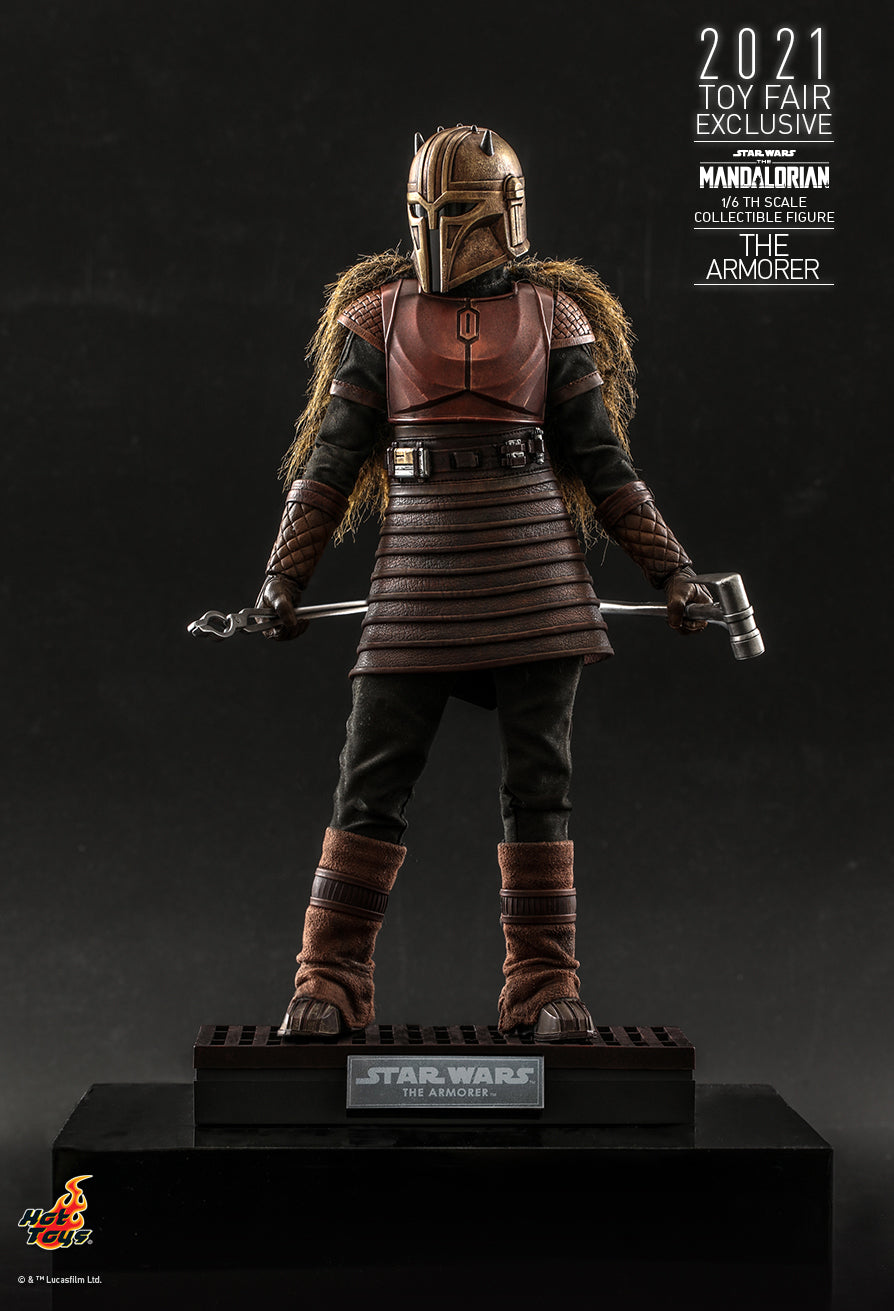 Hot Toys TMS044 - Star Wars : The Mandalorian - The Armorer