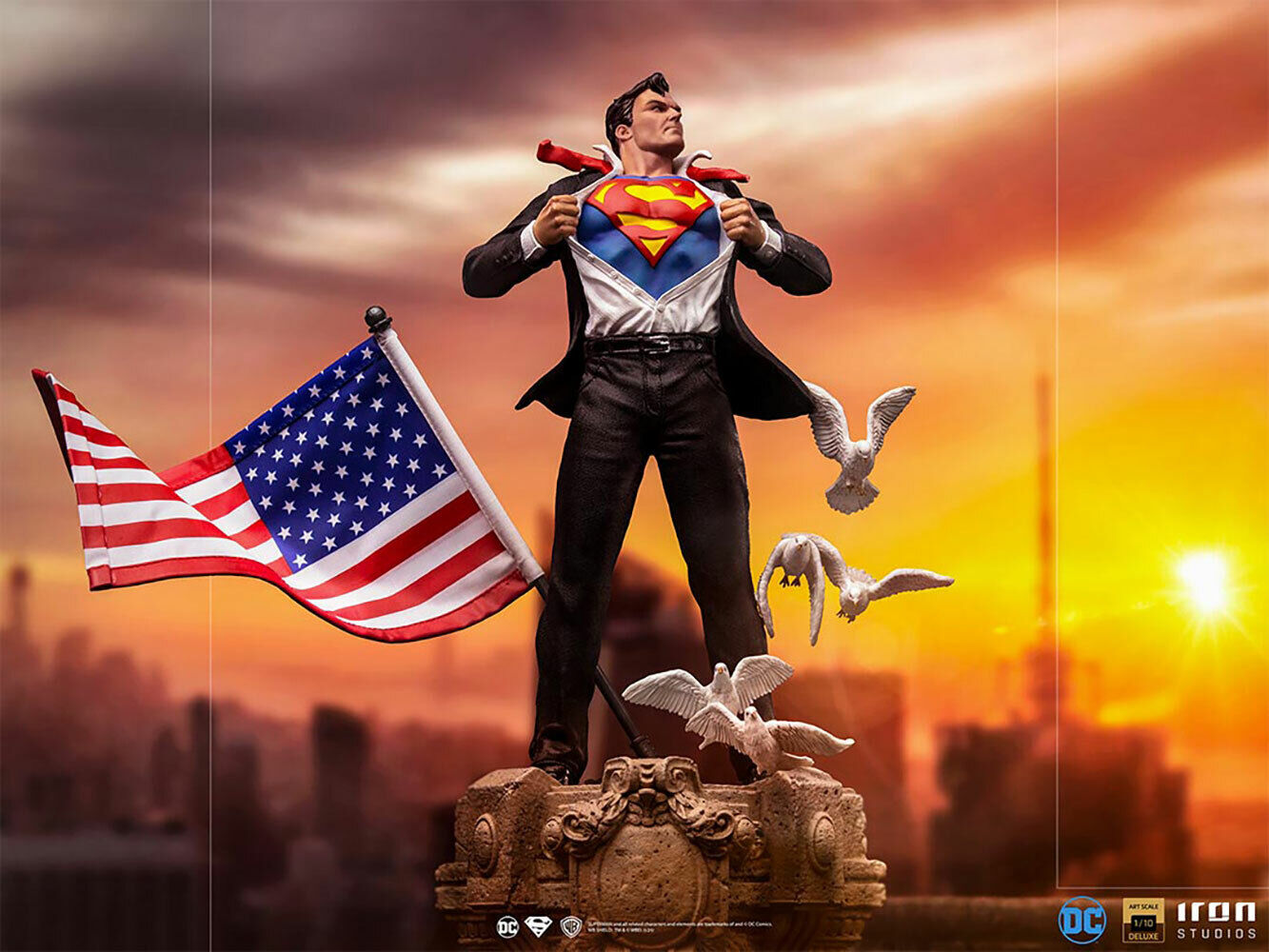 Iron Studios DCCDCG41121-10 - DC Comics - Clark Kent Superman